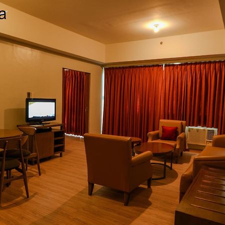 La Mirada Hotel Cebu Buitenkant foto