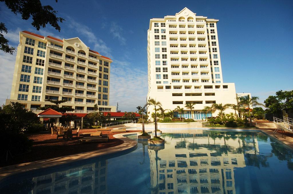 La Mirada Hotel Cebu Buitenkant foto