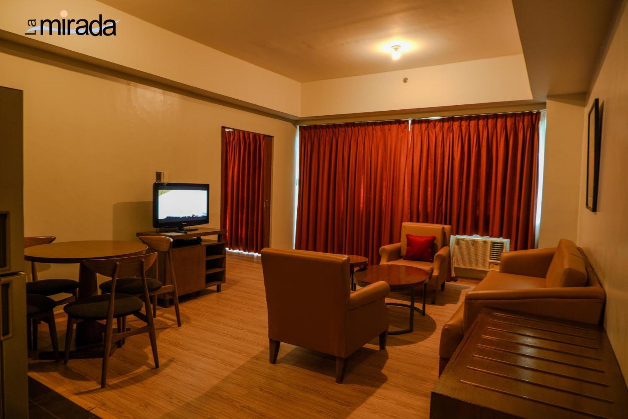 La Mirada Hotel Cebu Buitenkant foto